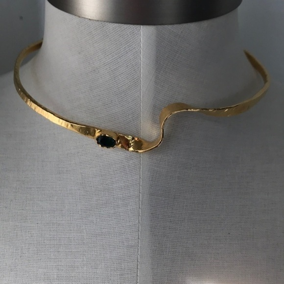 Devon leigh Jewelry - Devon Leigh choker Emerald stone 14k /20​‎